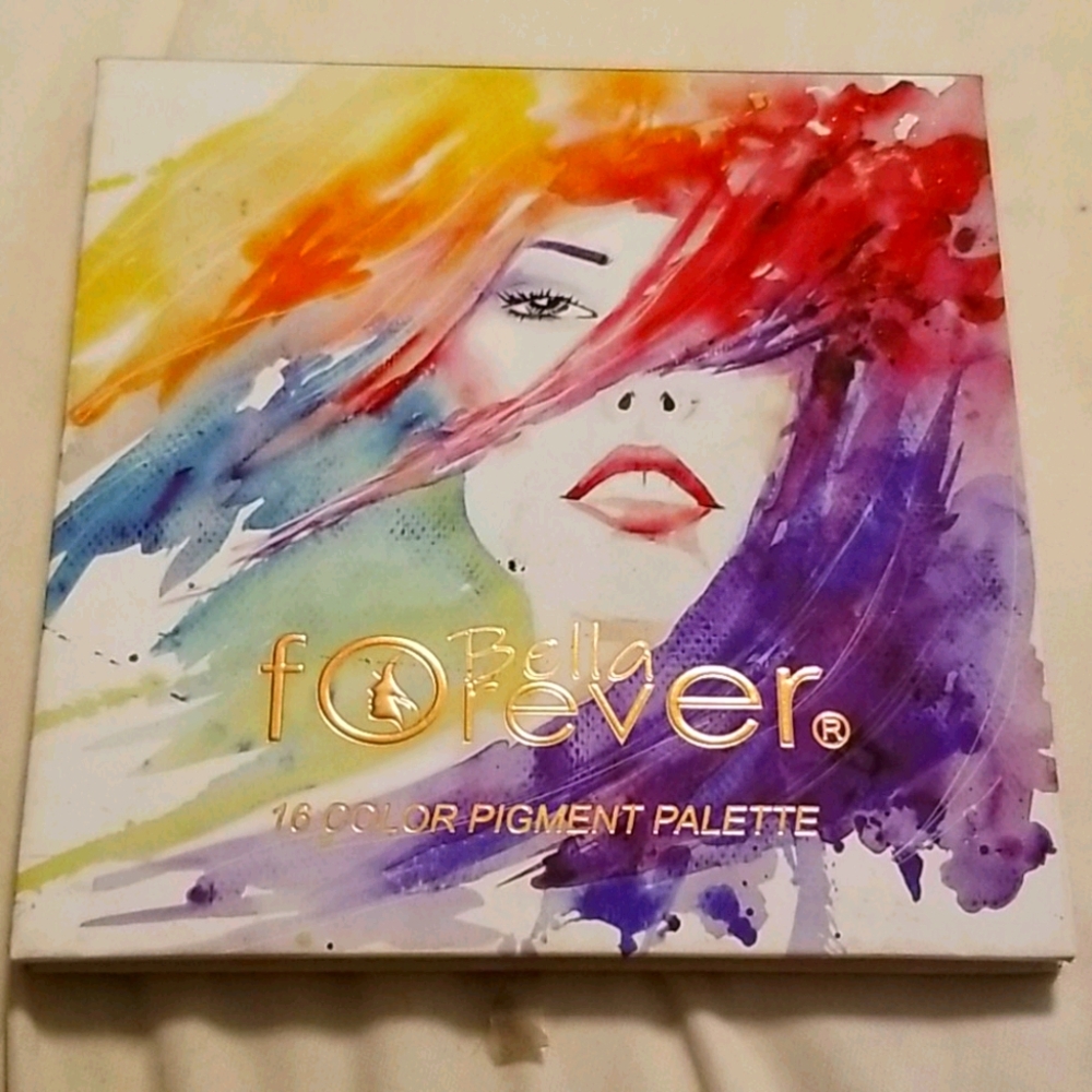Eyeshadow palette